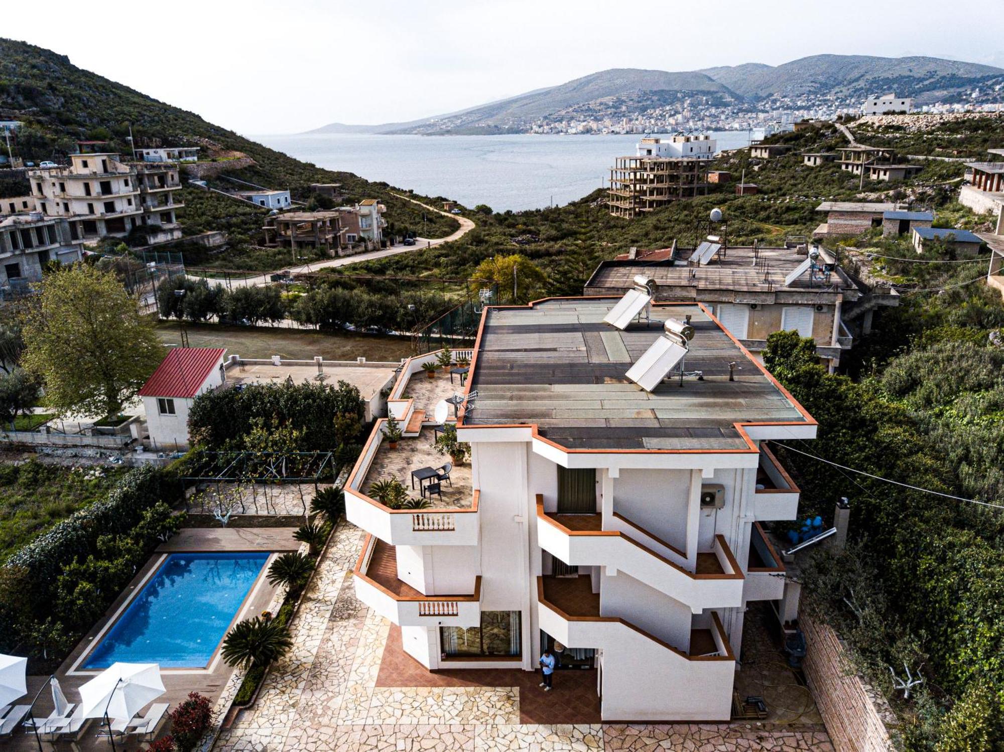 Villa La Quiete - Adults Only Cuke Екстер'єр фото