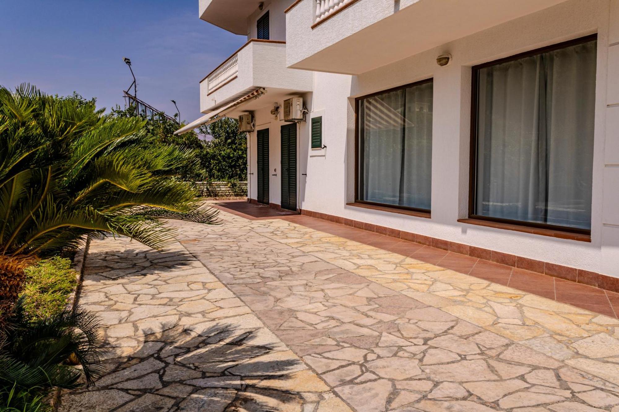 Villa La Quiete - Adults Only Cuke Екстер'єр фото