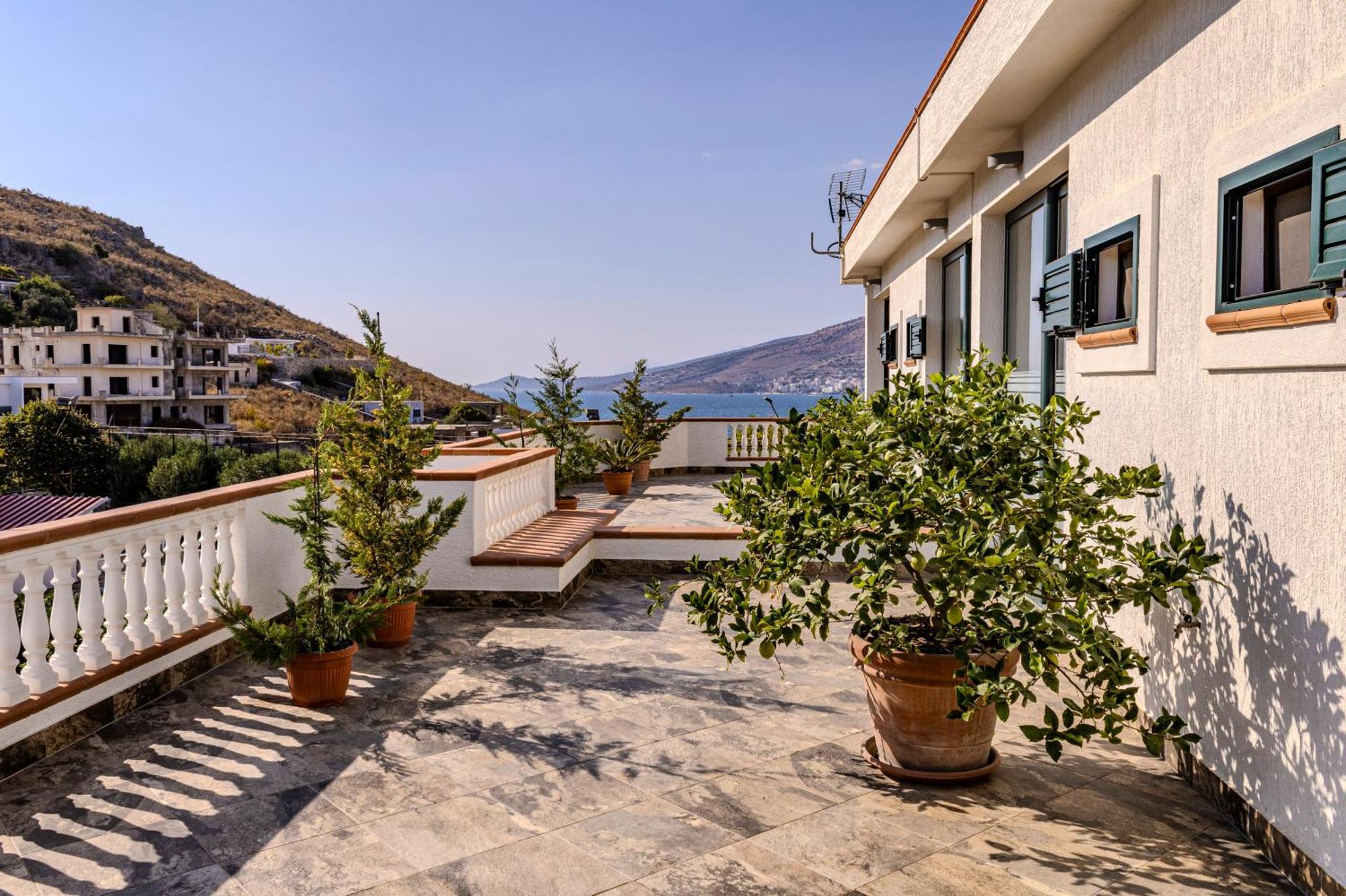 Villa La Quiete - Adults Only Cuke Екстер'єр фото