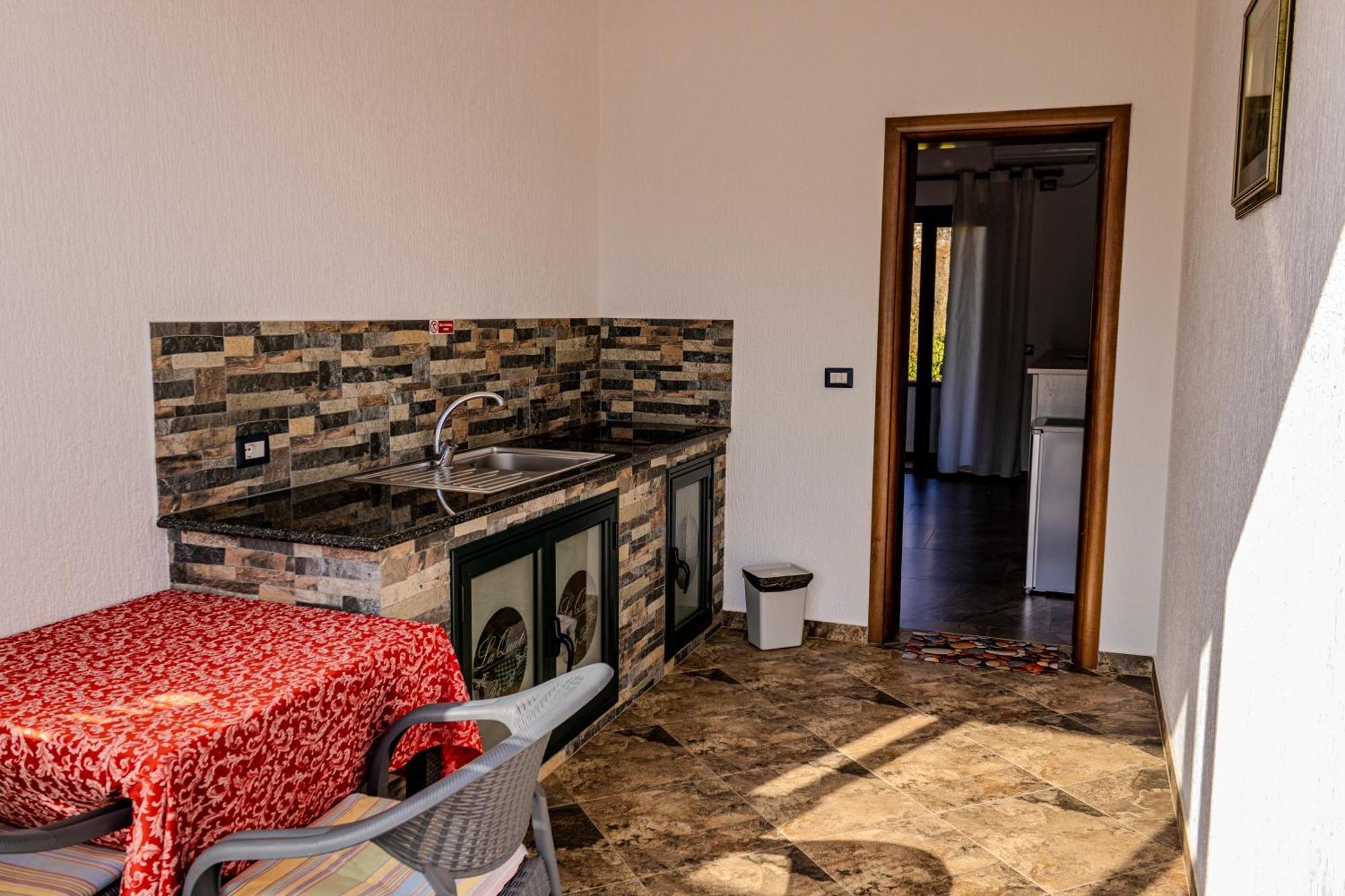 Villa La Quiete - Adults Only Cuke Екстер'єр фото